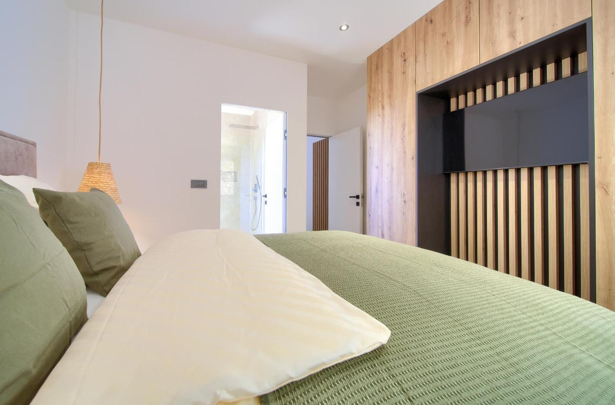 Viverum With Heated Salt Water Pool Villa *