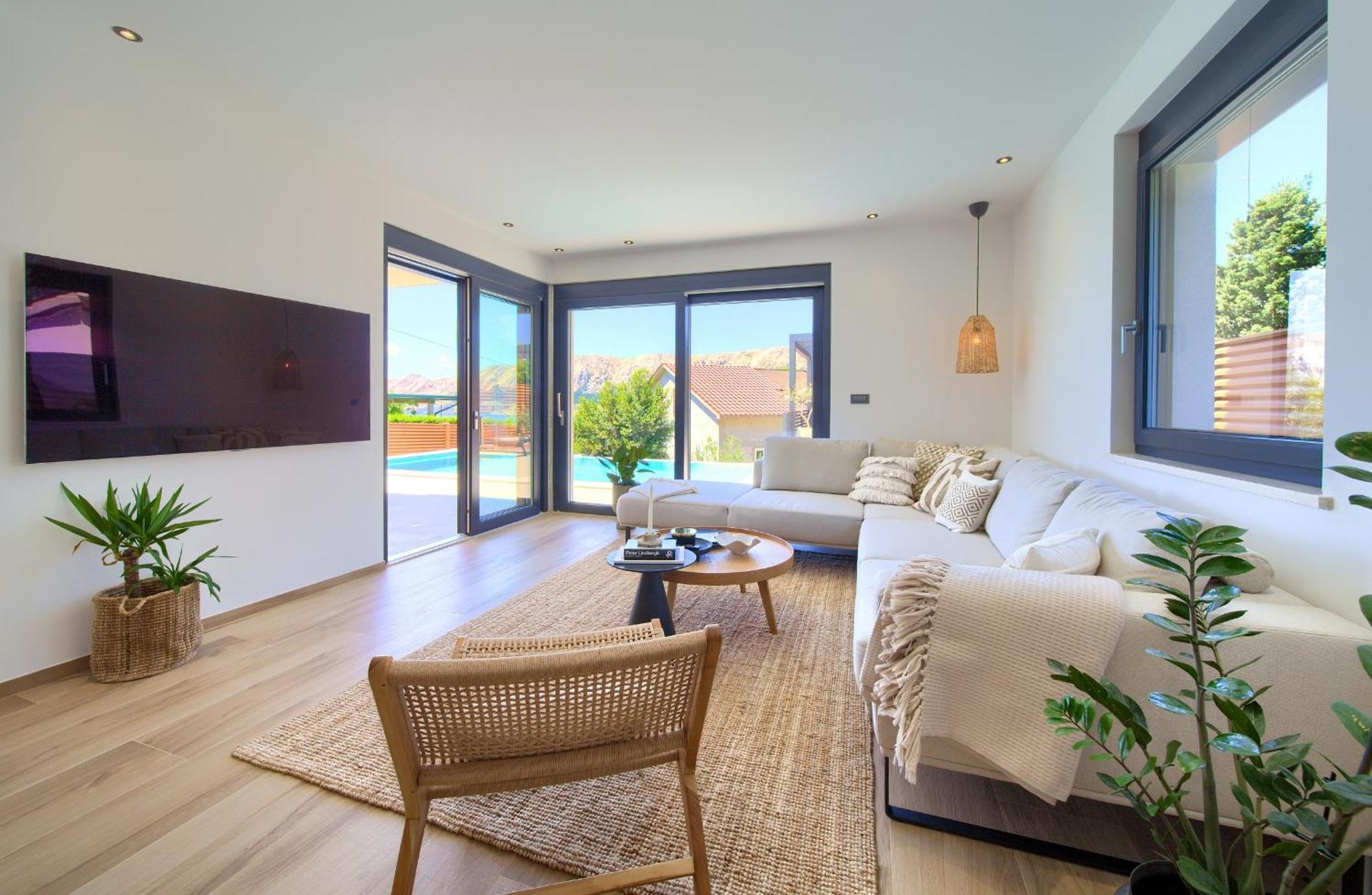 Viverum With Heated Salt Water Pool Villa *