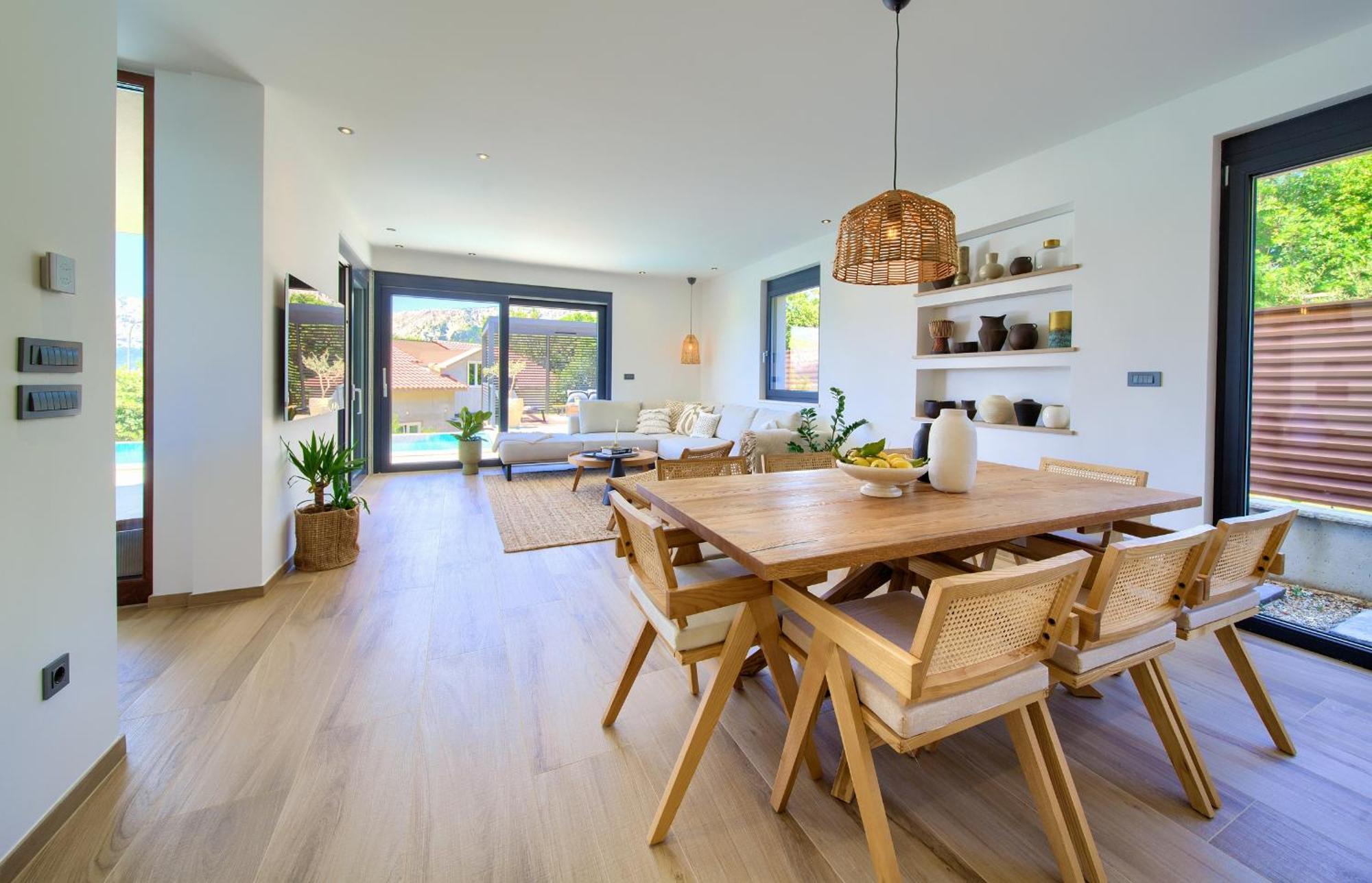 Villa Viverum With Heated Salt Water Pool *