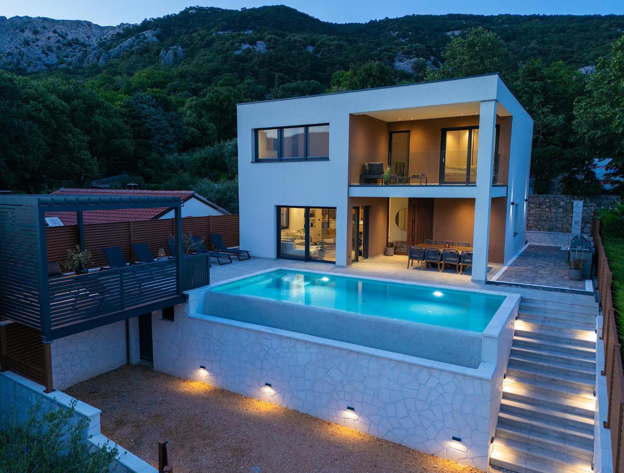 Viverum With Heated Salt Water Pool *
